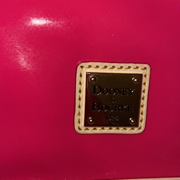 Dooney & Bourke purse. - Picture 6 of 14